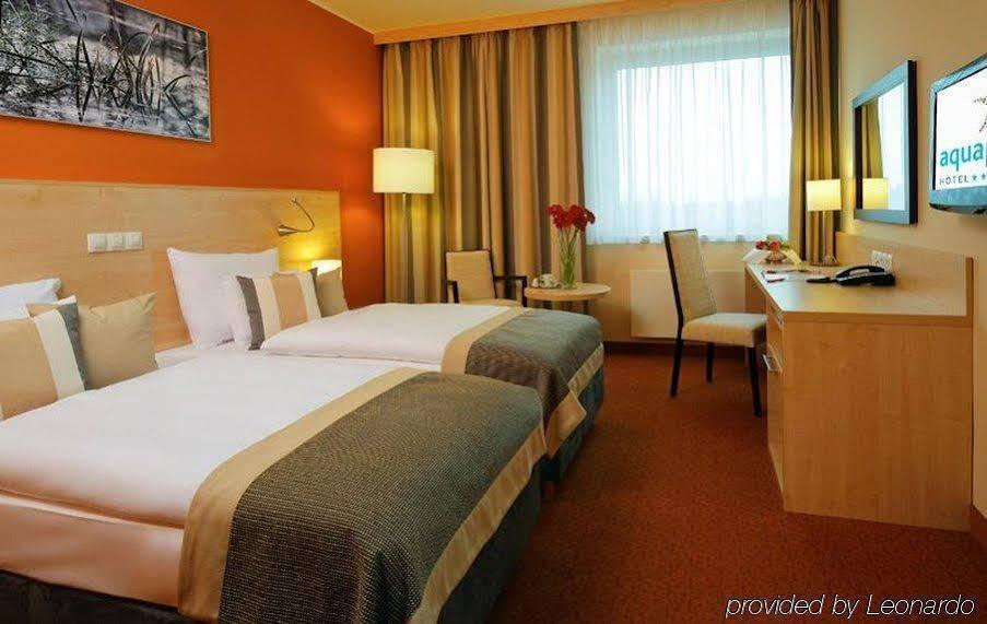 Aquapalace Hotel Prague Čestlice Esterno foto