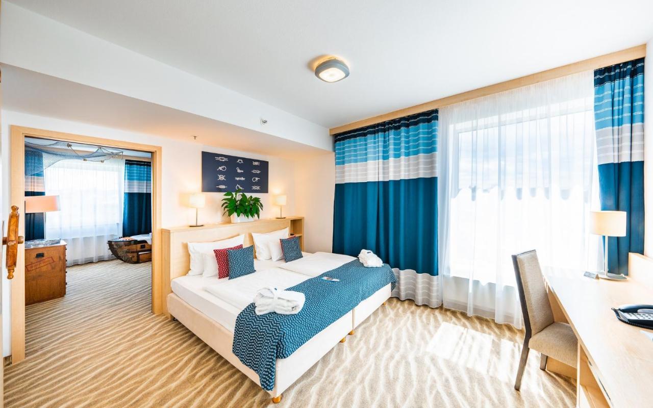Aquapalace Hotel Prague Čestlice Esterno foto