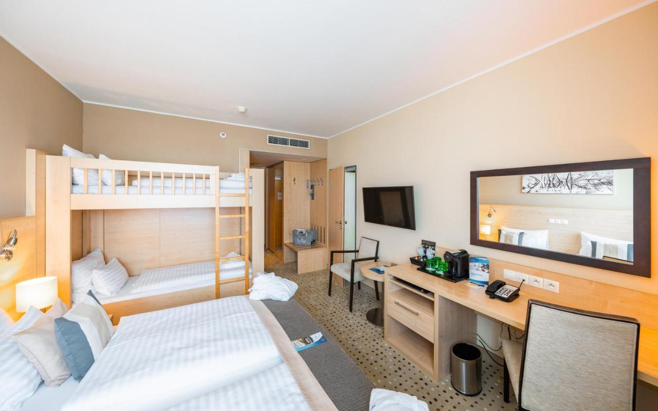 Aquapalace Hotel Prague Čestlice Esterno foto