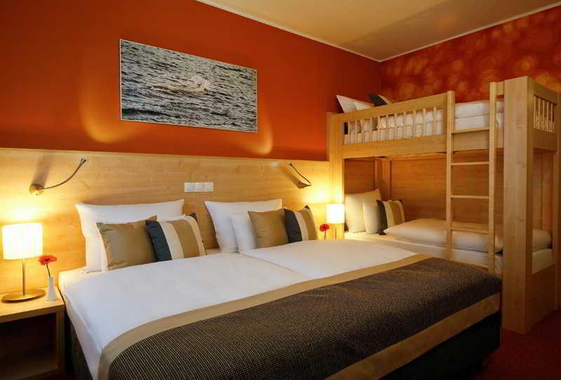 Aquapalace Hotel Prague Čestlice Esterno foto