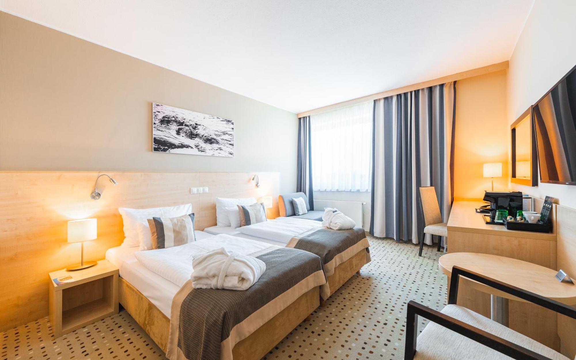 Aquapalace Hotel Prague Čestlice Esterno foto