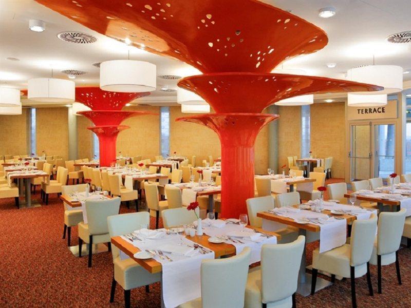 Aquapalace Hotel Prague Čestlice Esterno foto